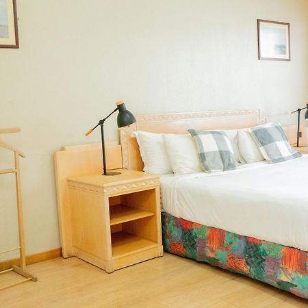 เวโธ 1 อพาร์ตเมนต์ โออาร์ แทมโบ แอร์พอร์ต Apartment โจฮันเนสเบิร์ก ภายนอก รูปภาพ